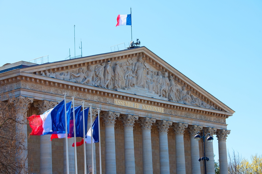 Vivons-nous fin de la Ve République ?